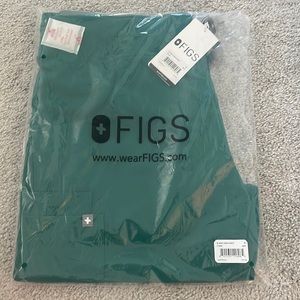 Figs Hunter Green Small Regular Kade Cargo
